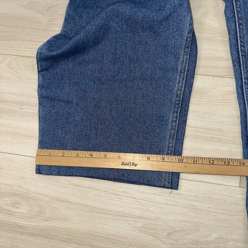 Vintage‎ Levi's 540 Jeans Signature Relaxed Fit Size 42x30 fits 42x20 NEW Capris